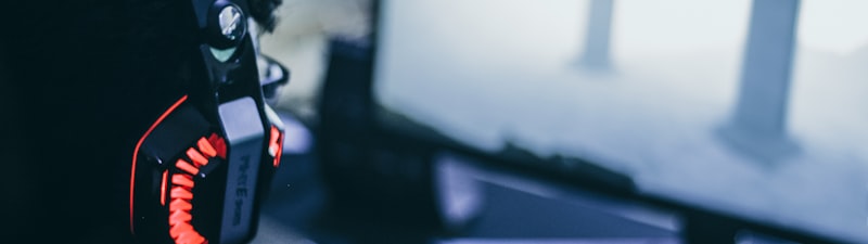爱尔兰精灵游戏赛季排行榜界面，金色奖杯与玩家排名